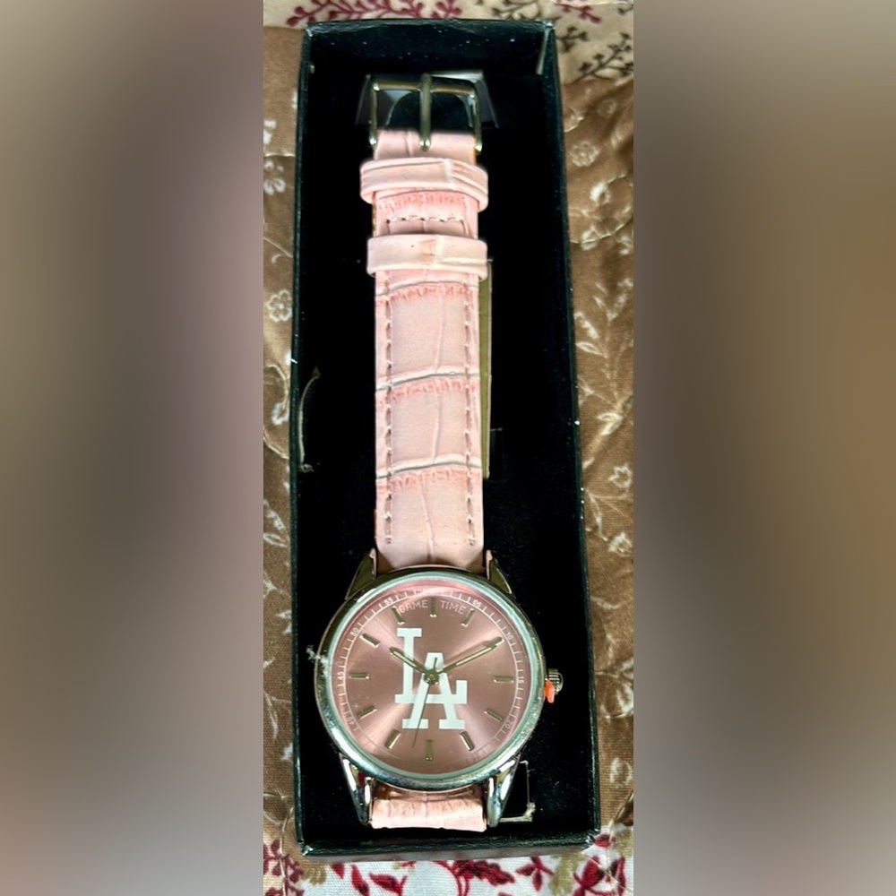 NRFB Ladies pink L A Dodgers analog watch
By Game Time
